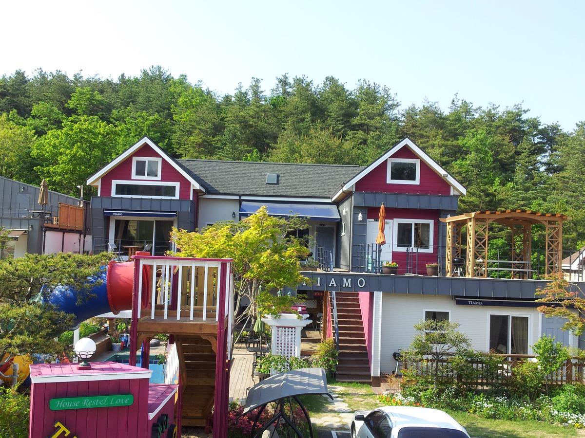 Gyeongju Tiamo Pension Exterior photo